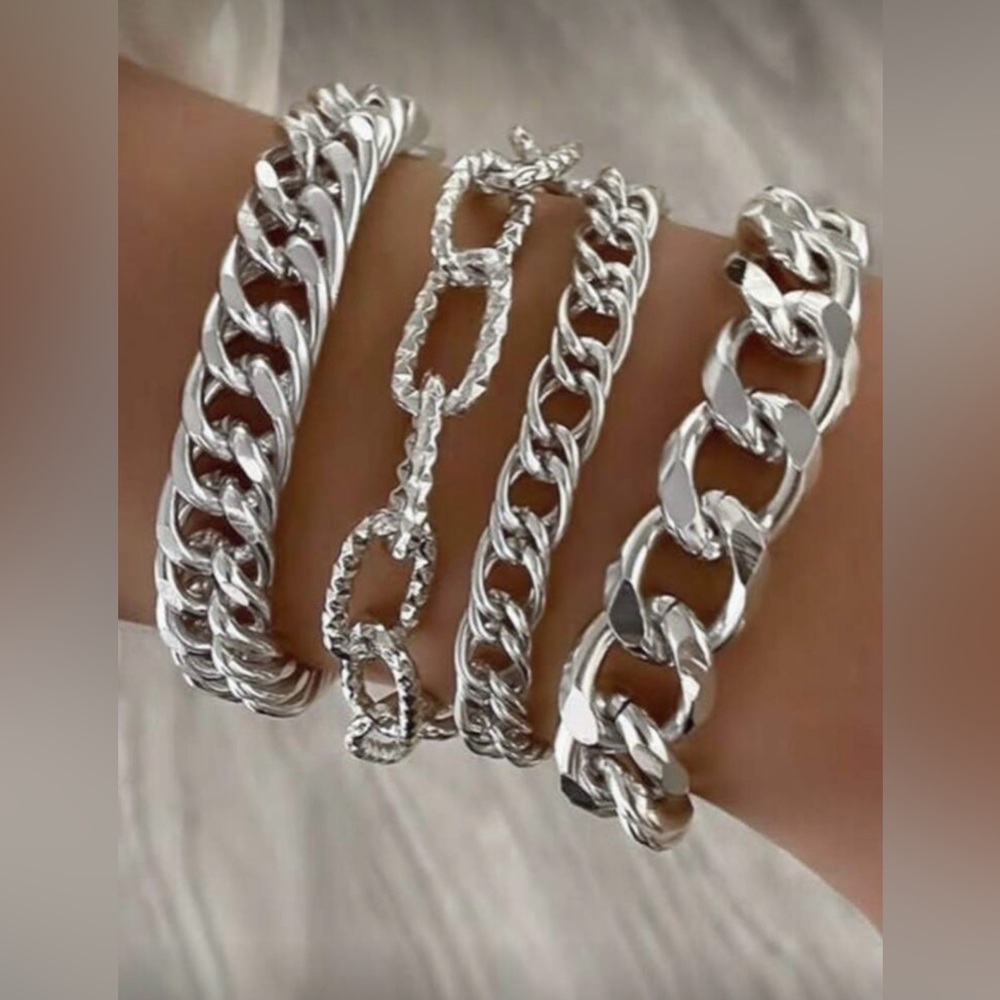 Set of 4 Silver Tone Chain Bracelet Set